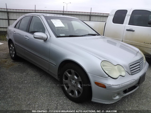 WDBRF61J95A689102 - 2005 MERCEDES-BENZ C 240 SILVER photo 1