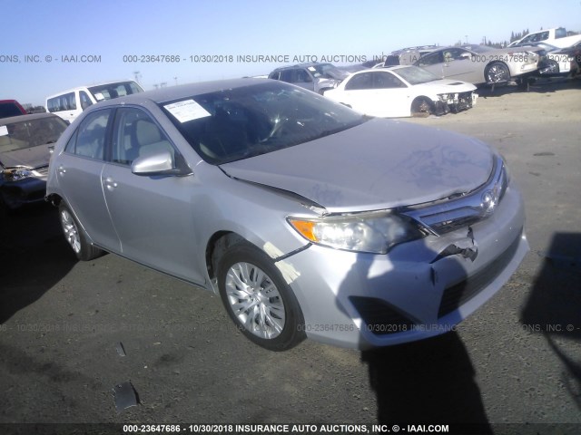 4T1BF1FK3CU105100 - 2012 TOYOTA CAMRY SE/LE/XLE 银色 照片 1