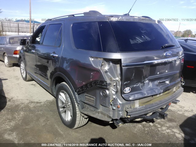 1FMHK7D85BGA18893 - 2011 FORD EXPLORER XLT GRAY photo 3