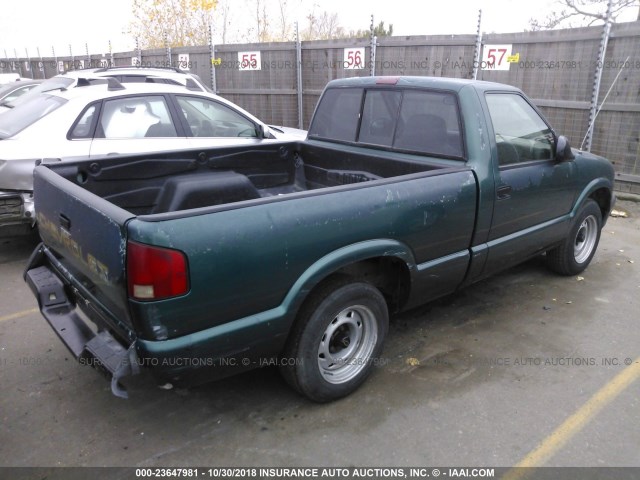 1GCCS1447VK121243 - 1997 CHEVROLET S TRUCK S10 GREEN photo 4