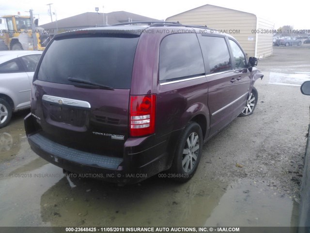 2A8HR54139R648274 - 2009 CHRYSLER TOWN & COUNTRY TOURING MAROON photo 4