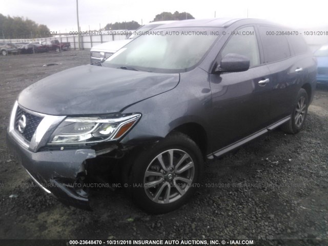 5N1AR2MNXDC601508 - 2013 NISSAN PATHFINDER S/SV/SL/PLATINUM GRAY photo 2