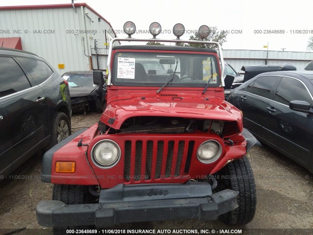 1J4FA29P2YP732128 - 2000 JEEP WRANGLER / TJ SE RED photo 6