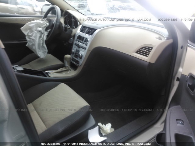 1G1ZB5E09CF195632 - 2012 CHEVROLET MALIBU LS 香槟色 照片 5