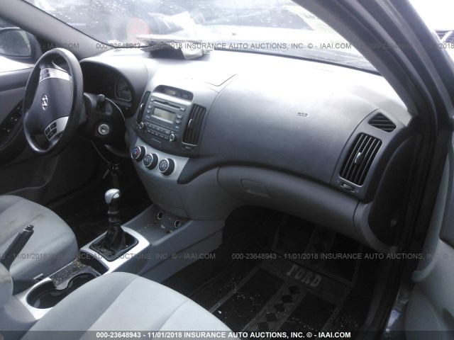 KMHDU46D39U624836 - 2009 HYUNDAI ELANTRA GLS/SE GRAY photo 5