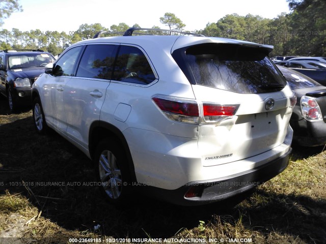 5TDZARFH3FS010856 - 2015 TOYOTA HIGHLANDER LE WHITE photo 3