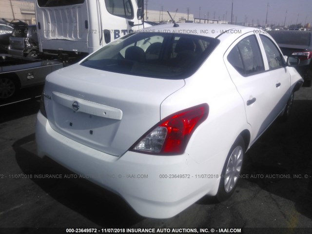 3N1CN7AP9JL811936 - 2018 NISSAN VERSA S/S PLUS/SV/SL WHITE photo 4