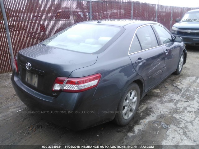 4T1BF3EK2BU632816 - 2011 TOYOTA CAMRY SE/LE/XLE 灰色 照片 4