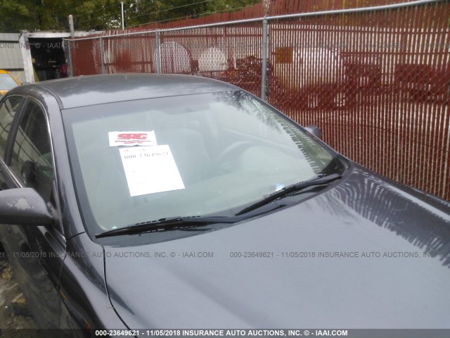 4T1BF3EK2BU632816 - 2011 TOYOTA CAMRY SE/LE/XLE 灰色 照片 6