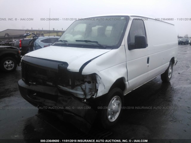 1FTNE1EW2CDA32004 - 2012 FORD ECONOLINE E150 VAN WHITE photo 2