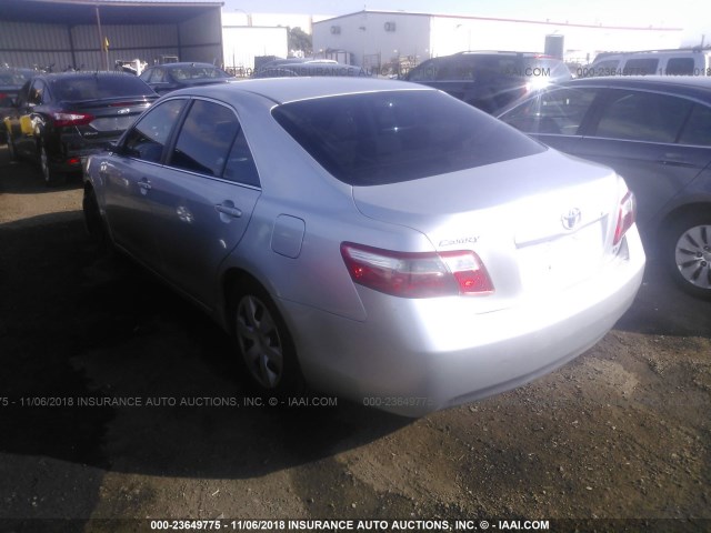 4T1BE46K47U082243 - 2007 TOYOTA CAMRY NEW GENERATION CE/LE/XLE/SE SILVER photo 3