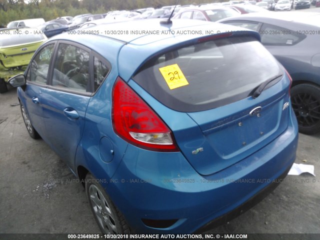 3FADP4EJ4CM129226 - 2012 FORD FIESTA SE BLUE photo 3