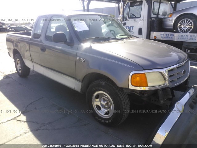 2FTRX17204CA54946 - 2004 FORD F-150 HERITAGE CLASSIC GRAY photo 1