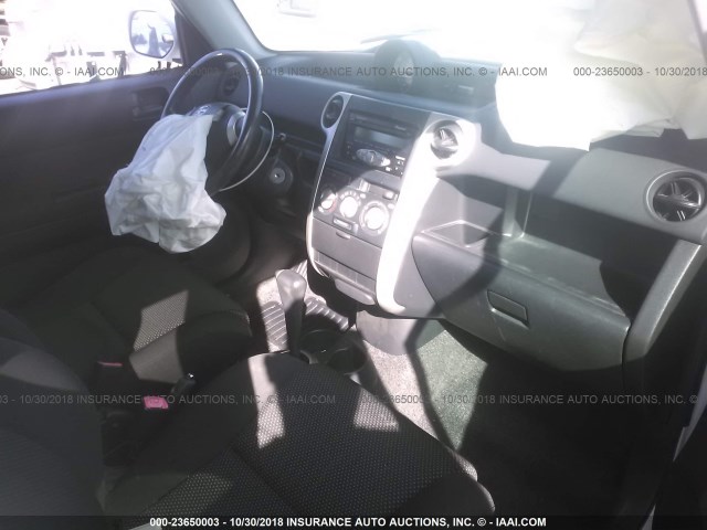 JTLKT324164041177 - 2006 TOYOTA SCION XB Ақ фото 5