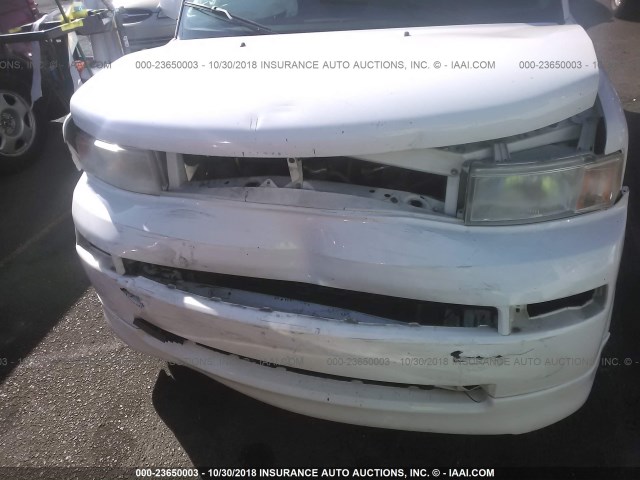 JTLKT324164041177 - 2006 TOYOTA SCION XB Ақ фото 6
