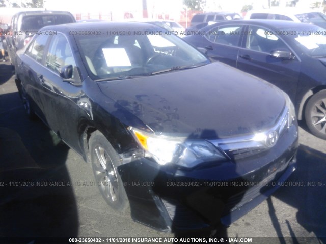 4T4BF1FK0CR240878 - 2012 TOYOTA CAMRY SE/LE/XLE BLACK photo 1