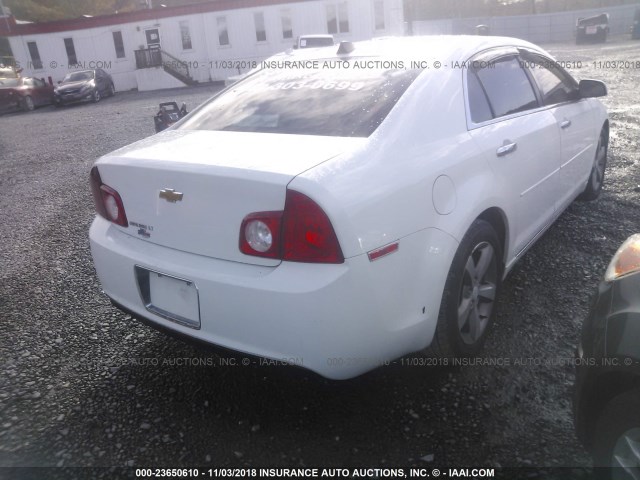 1G1ZC5E09CF299731 - 2012 CHEVROLET MALIBU 1LT WHITE photo 4