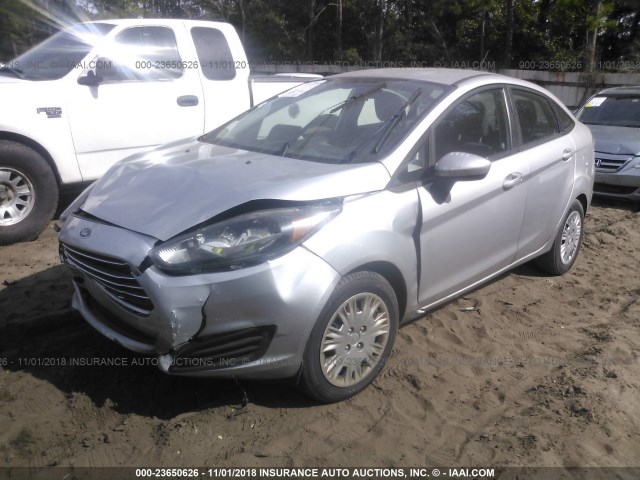 3FADP4AJ8EM132316 - 2014 FORD FIESTA S SILVER photo 2