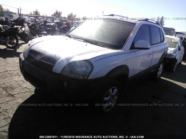 KM8JN12D35U131737 - 2005 HYUNDAI TUCSON GLS/LX WHITE photo 2