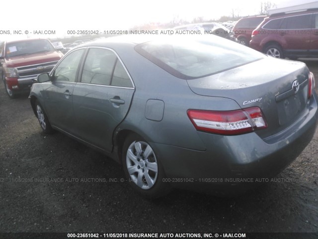 4T4BF3EK9BR108200 - 2011 TOYOTA CAMRY SE/LE/XLE 浅蓝色 照片 3