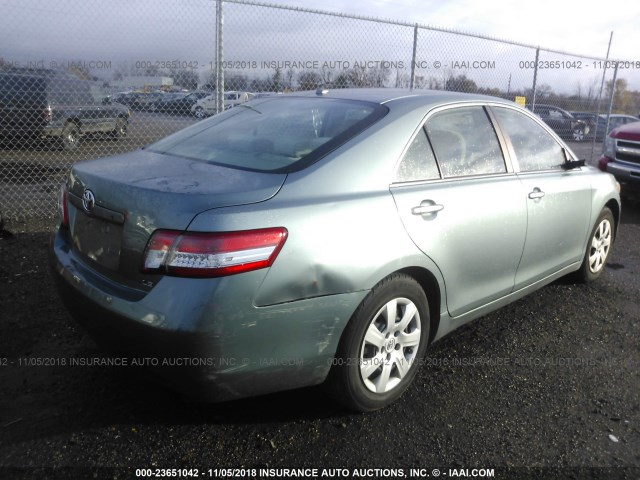 4T4BF3EK9BR108200 - 2011 TOYOTA CAMRY SE/LE/XLE 浅蓝色 照片 4