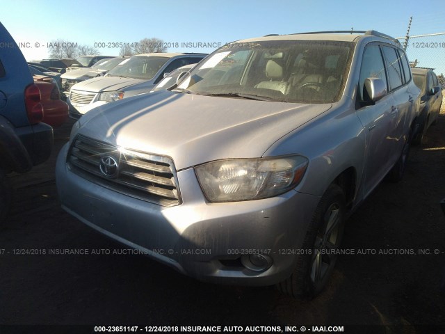 JTEES43A782104220 - 2008 TOYOTA HIGHLANDER SPORT SILVER photo 2