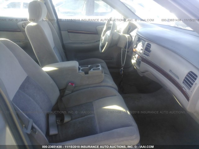 2G1WF52EX49157294 - 2004 CHEVROLET IMPALA 银色 照片 5