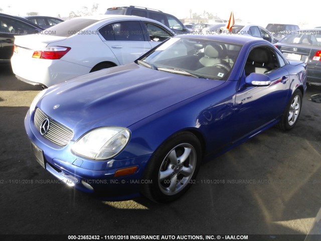 WDBKK65F23F283066 - 2003 MERCEDES-BENZ SLK 320 BLUE photo 2