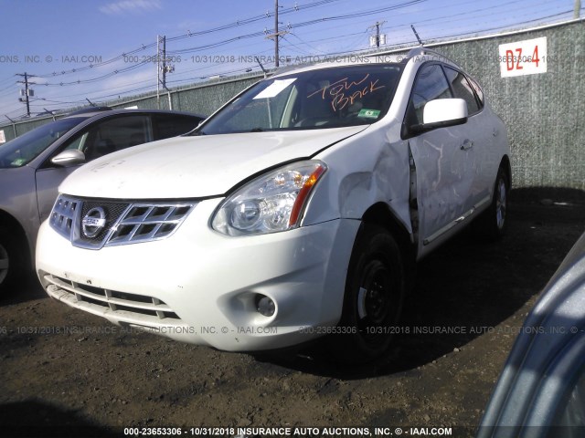 JN8AS5MV0CW381159 - 2012 NISSAN ROGUE S/SV WHITE photo 2