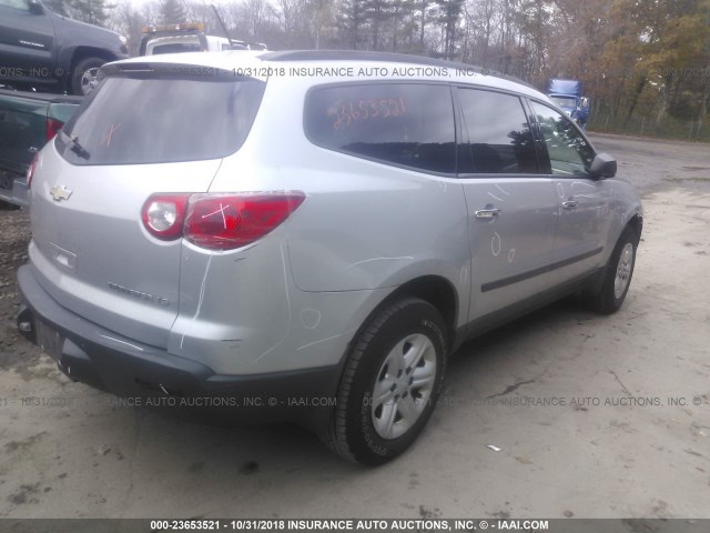 1GNKVEED1BJ155065 - 2011 CHEVROLET TRAVERSE LS SILVER photo 4