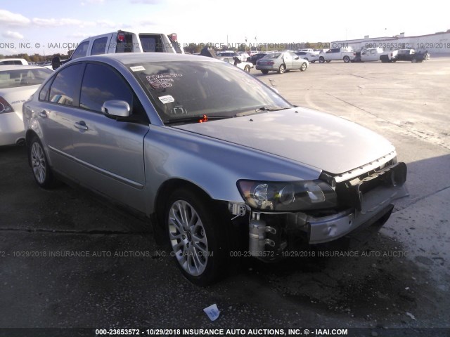 YV1MS382572314951 - 2007 VOLVO S40 2.4I SILVER photo 1