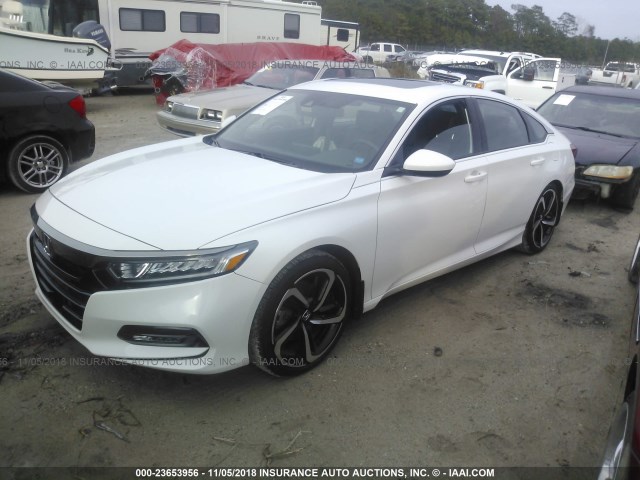 1HGCV2F36JA041967 - 2018 HONDA ACCORD SPORT WHITE photo 2