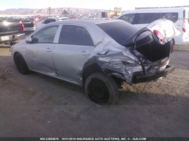 JTDBL40EX99046348 - 2009 TOYOTA COROLLA LE/XLE SILVER photo 3