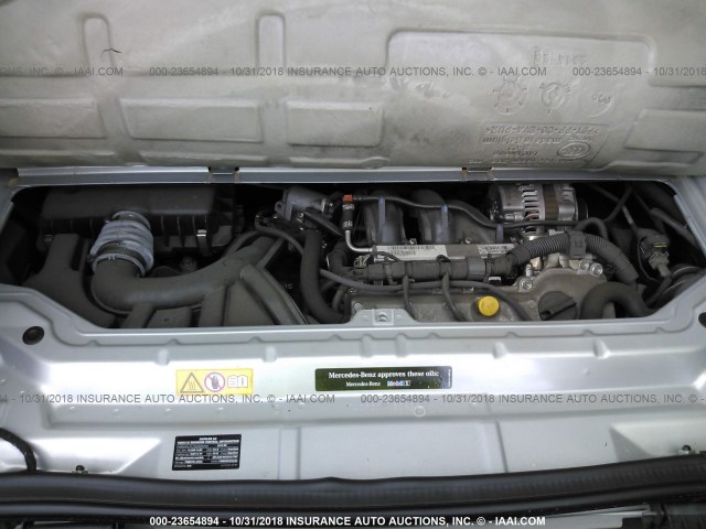 WMEEJ3BA7FK812694 - 2015 SMART FORTWO PURE/PASSION WHITE photo 10