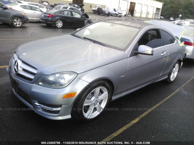 WDDGJ4HB9CF820612 - 2012 MERCEDES-BENZ C 250 SILVER photo 2