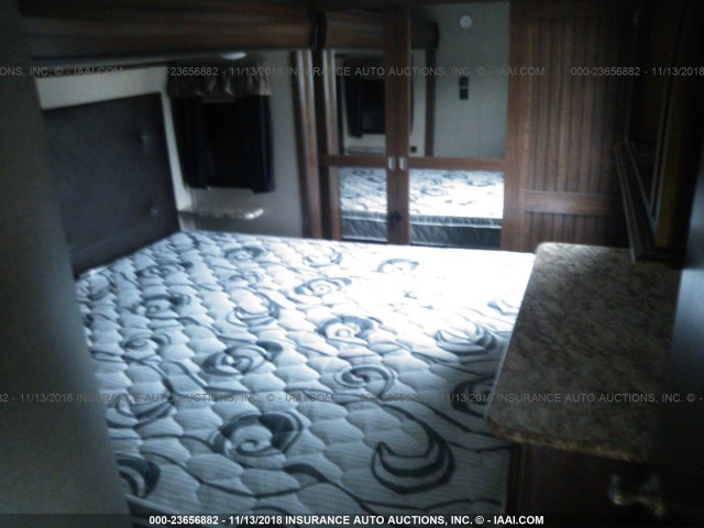 4YDF30521HA740980 - 2017 KEYS TONE  CREAM photo 5