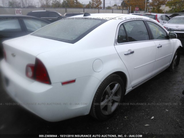 1G1ZC5EU8CF387124 - 2012 CHEVROLET MALIBU 1LT WHITE photo 4