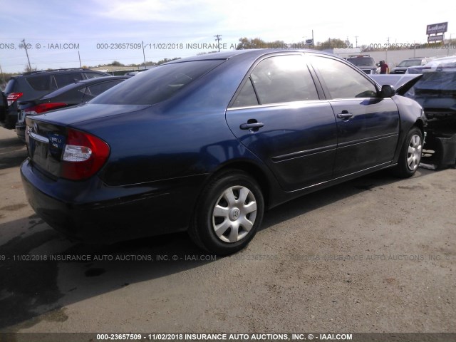 4T1BE32K92U550198 - 2002 TOYOTA CAMRY LE/XLE/SE Dark Blue photo 4