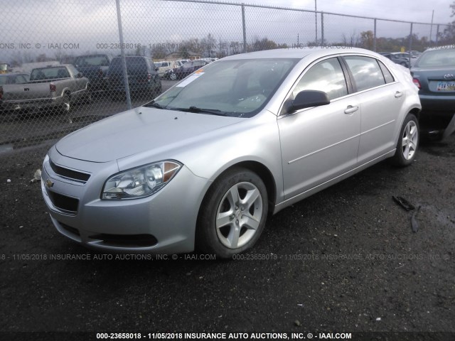 1G1ZB5EB6AF231064 - 2010 CHEVROLET MALIBU LS 银色 照片 2