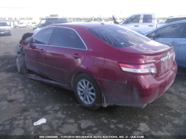 4T1BK3EKXAU111594 - 2010 TOYOTA CAMRY SE/LE/XLE RED photo 3