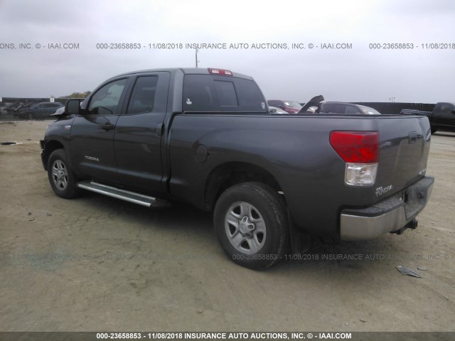 5TFUW5F16CX228920 - 2012 TOYOTA TUNDRA DOUBLE CAB SR5 GRAY photo 3