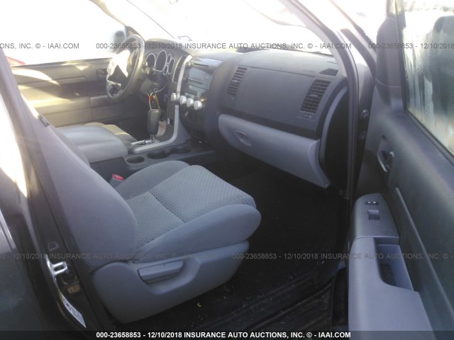 5TFUW5F16CX228920 - 2012 TOYOTA TUNDRA DOUBLE CAB SR5 GRAY photo 5