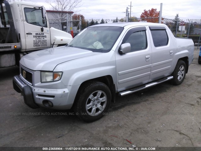 2HJYK16596H003906 - 2006 HONDA RIDGELINE RTL SILVER photo 2