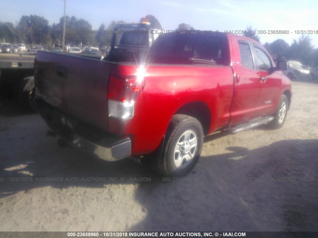 5TFRM5F18BX022282 - 2011 TOYOTA TUNDRA DOUBLE CAB SR5 RED photo 4