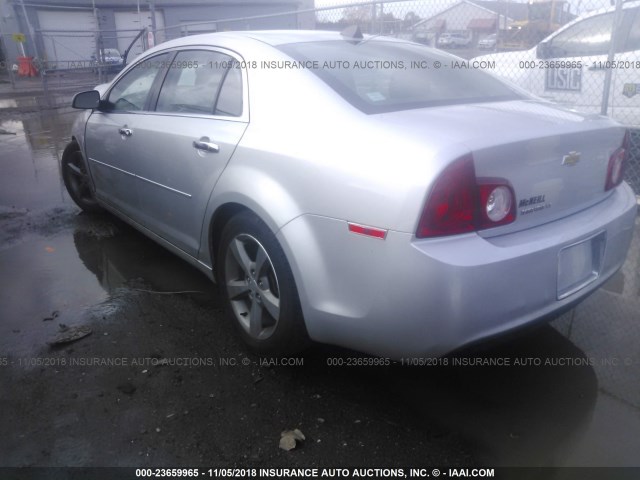 1G1ZC5E06CF289738 - 2012 CHEVROLET MALIBU 1LT SILVER photo 3