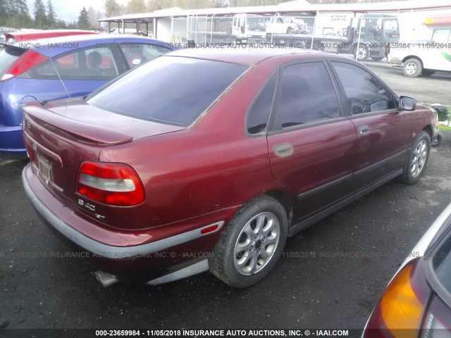 YV1VS2558YF459747 - 2000 VOLVO S40 RED photo 4