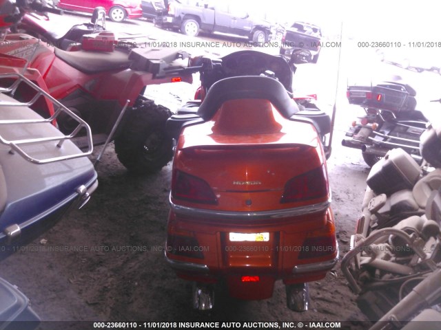 1HFSC47042A107147 - 2002 HONDA GL1800 ORANGE photo 6