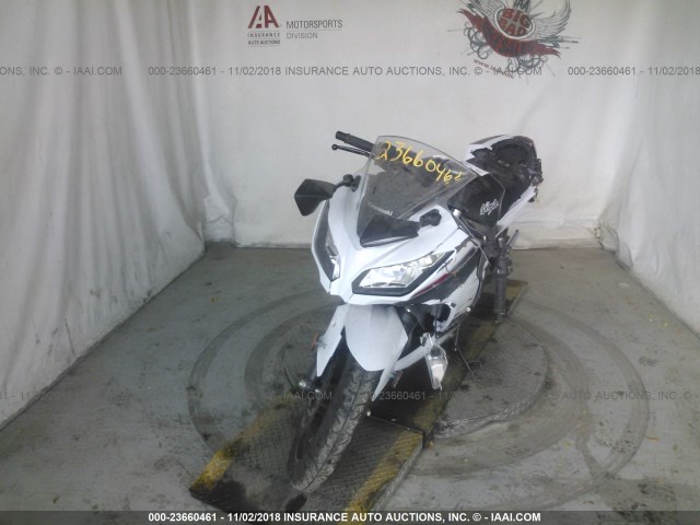 JKAEX8A18EA004347 - 2014 KAWASAKI EX300 A WHITE photo 5