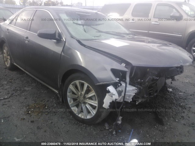 4T4BF1FK9ER416040 - 2014 TOYOTA CAMRY L/SE/LE/XLE 灰色 照片 1