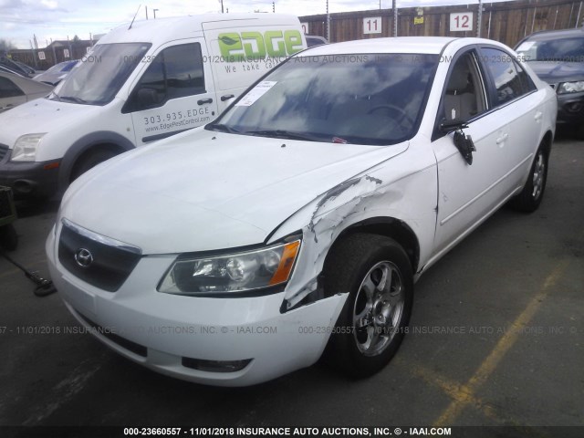 5NPEU46FX6H119988 - 2006 HYUNDAI SONATA GLS/LX WHITE photo 2